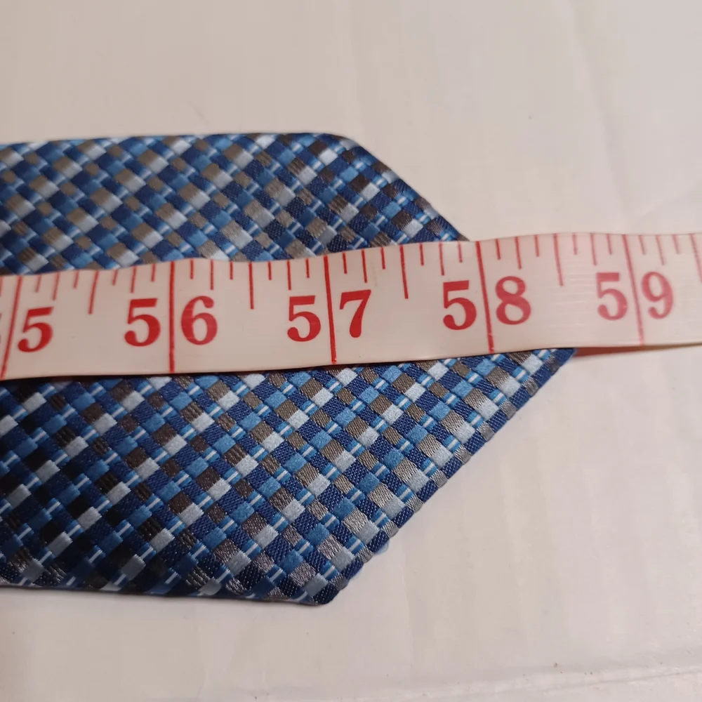 Men's Bespoke Blue Checkered 100%Silk Tie. - Picture 9 of 10